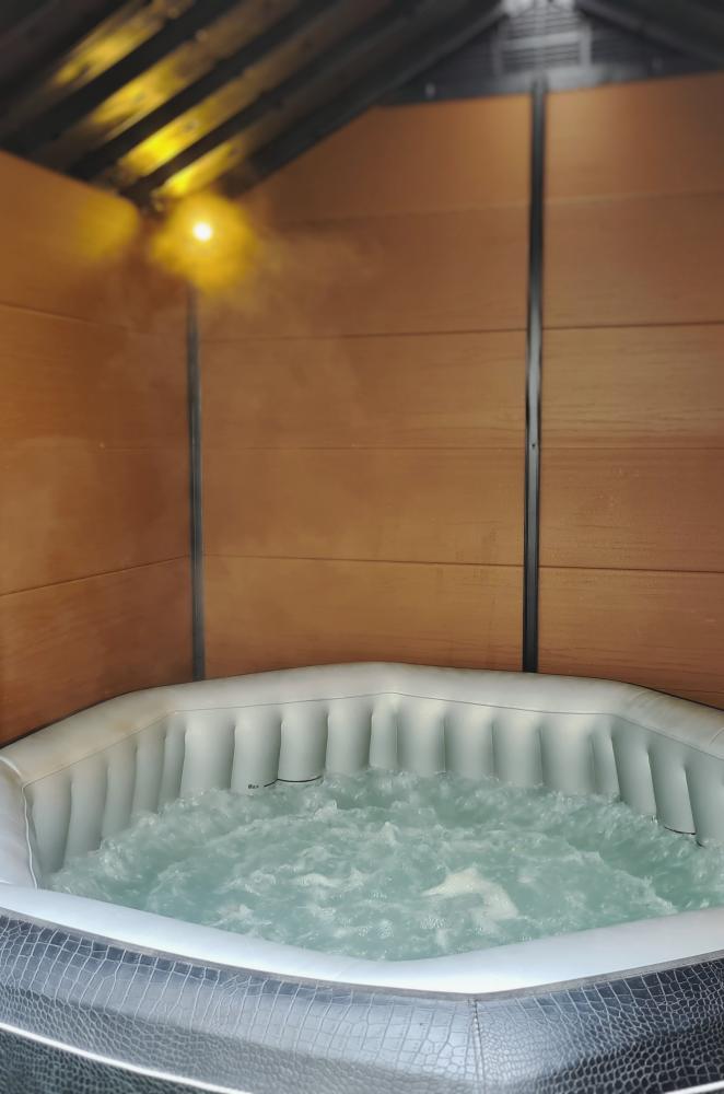 Empire Paris - Chambre Deluxe Terrasse & Jacuzzi