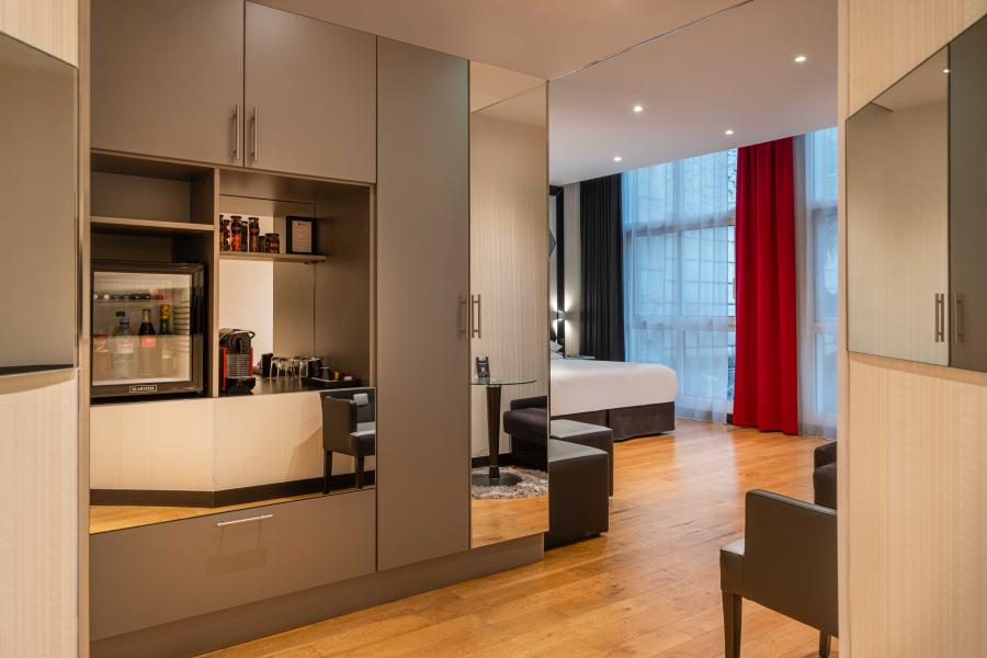Empire Paris - Deluxe Room