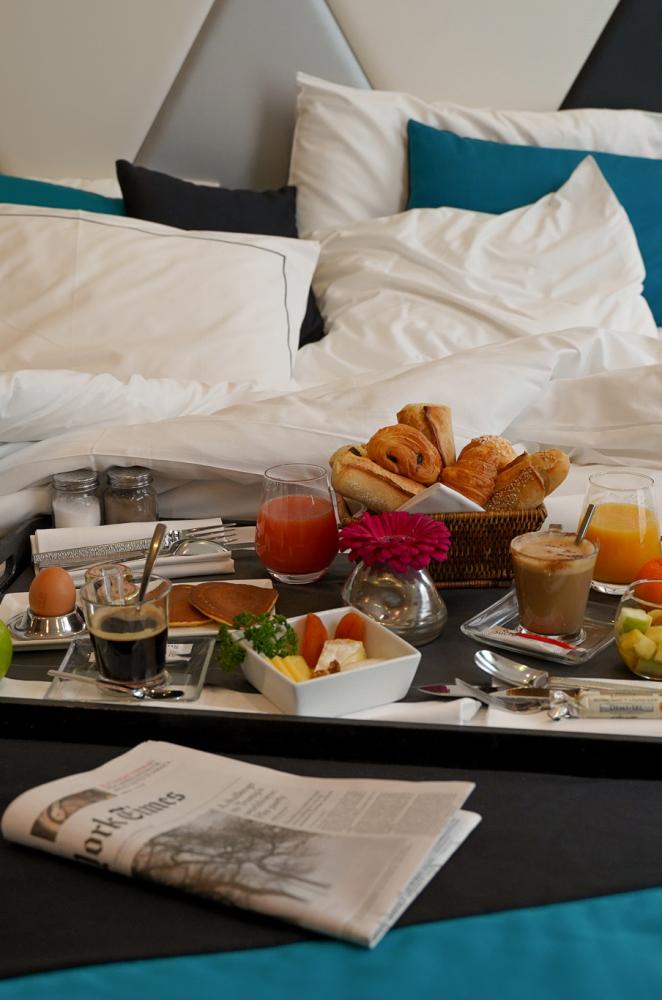 Empire Paris - Deluxe Room with Terrace & Jacuzzi