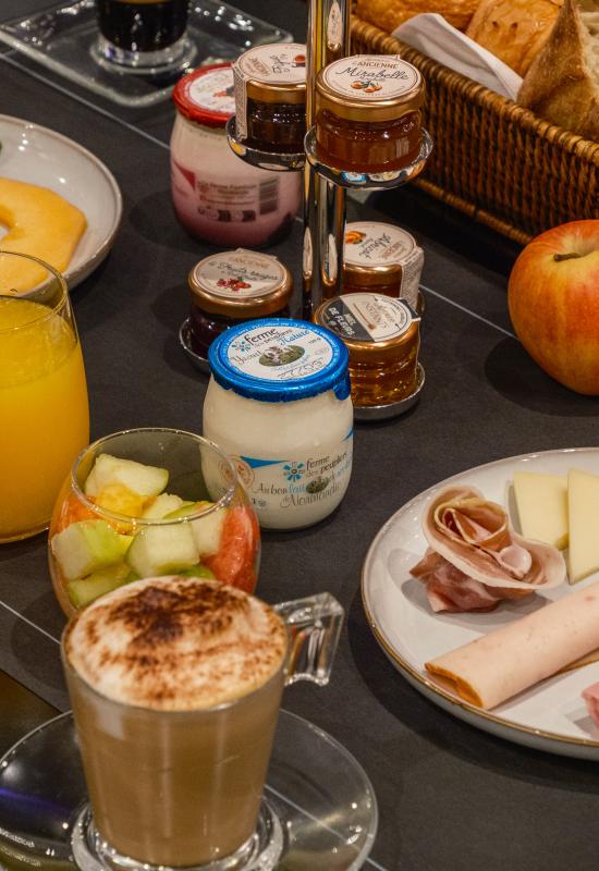 Empire Paris - Petit déjeuner